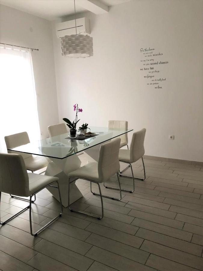 Apartments Grubisic - Sibenik - Parking Included Εξωτερικό φωτογραφία