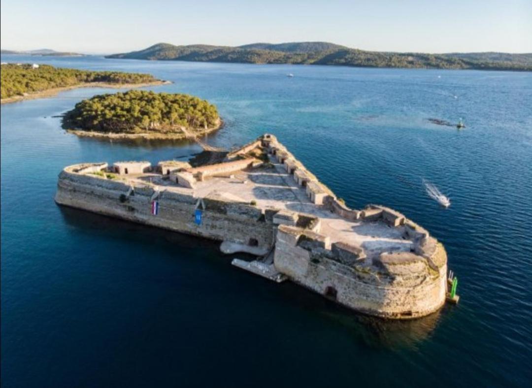 Apartments Grubisic - Sibenik - Parking Included Εξωτερικό φωτογραφία