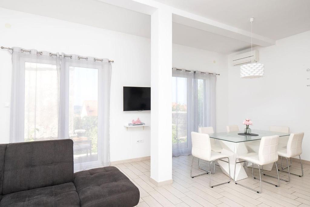 Apartments Grubisic - Sibenik - Parking Included Εξωτερικό φωτογραφία