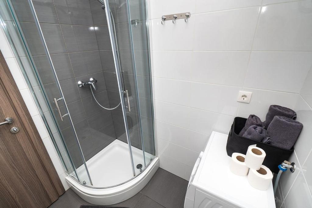 Apartments Grubisic - Sibenik - Parking Included Εξωτερικό φωτογραφία