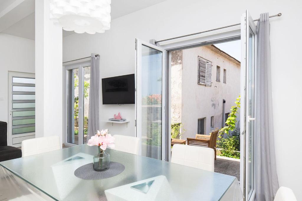 Apartments Grubisic - Sibenik - Parking Included Εξωτερικό φωτογραφία